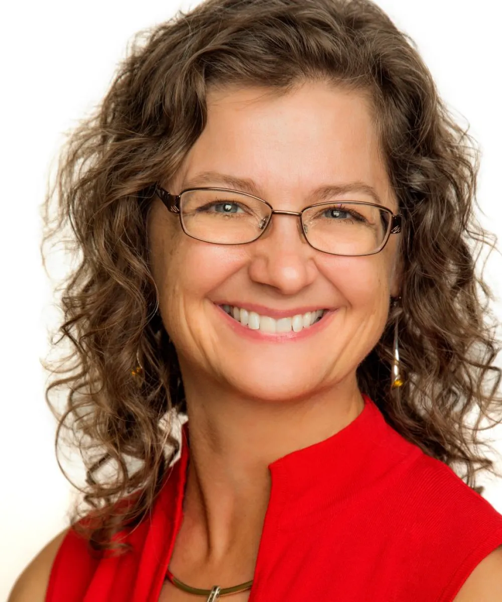 Beth Macedo